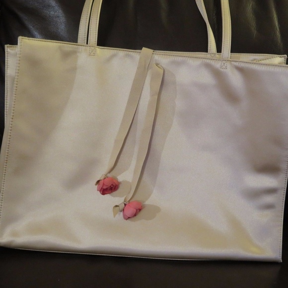 Nordstrom ☆ Satin Shoulder Bag - Picture 5 of 8